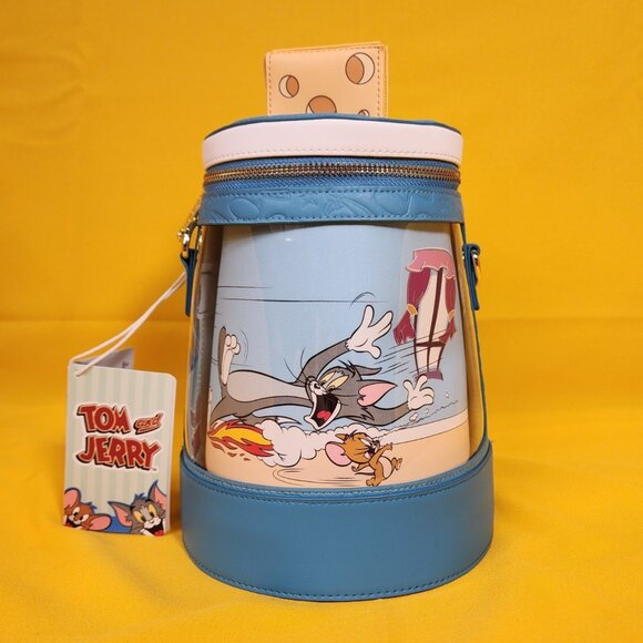Loungefly Tom and Jerry Chase Scene Spinning Bottle Cheese Crossbody Bag NEW - Picture 1 of 14